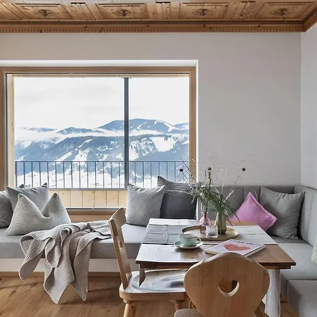 公寓式酒店 Holzhackerin - The Charming Haus Am Berg