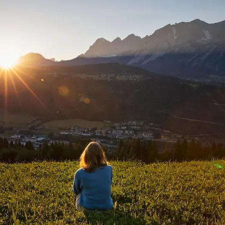 Holzhackerin - The Charming Haus Am Berg 斯拉德明