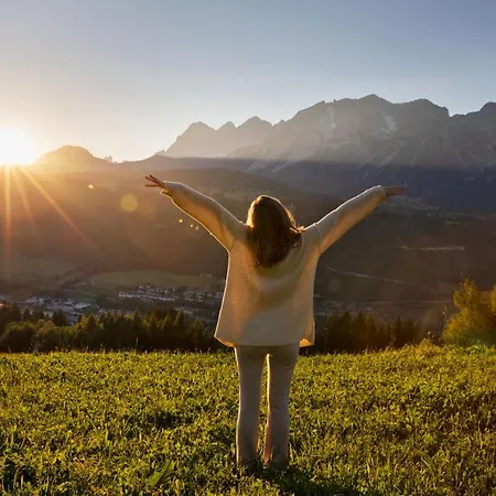 Holzhackerin - The Charming Haus Am Berg 4*