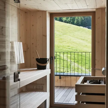 Ξενοδοχείο με διαμερίσματα Holzhackerin - The Charming Haus Am Berg Schladming